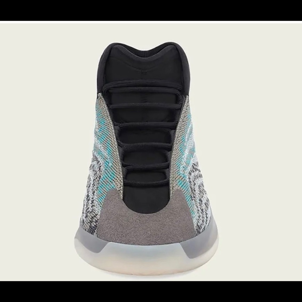 Adidas Yeezy QNTM Teal Blue size 8